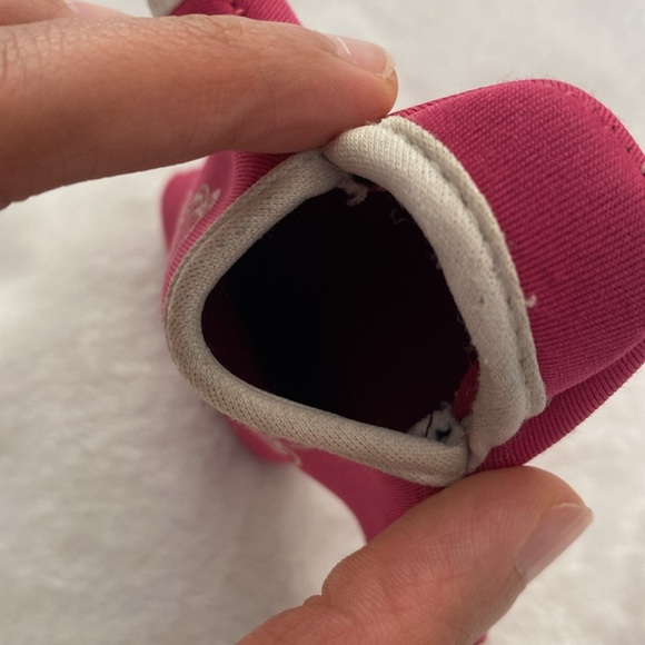 Shirt-shaped mini pouch accessory - Picture 4 of 12